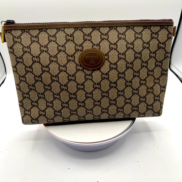 Gucci Plus Pouch EUC - really clean - Picture 1 of 16